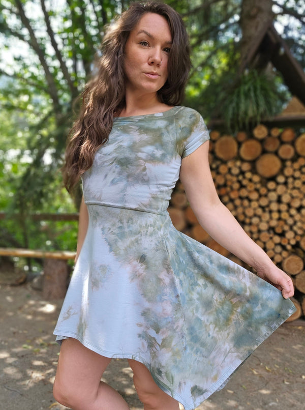 SHOP Love Tree Clothing