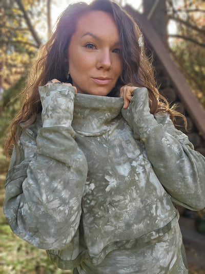 Alocasia Cropped Long Sleeve - Fern