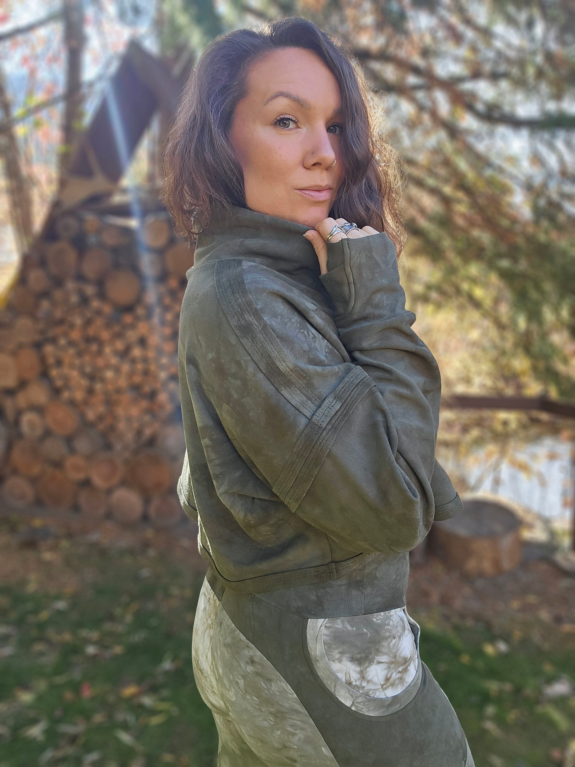 Alocasia Cropped Long Sleeve - Forest OOAK